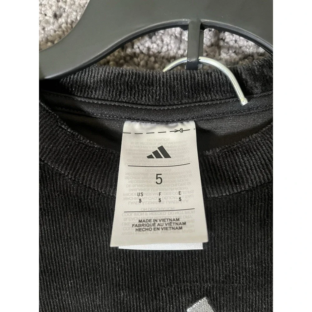 adidas neck piece